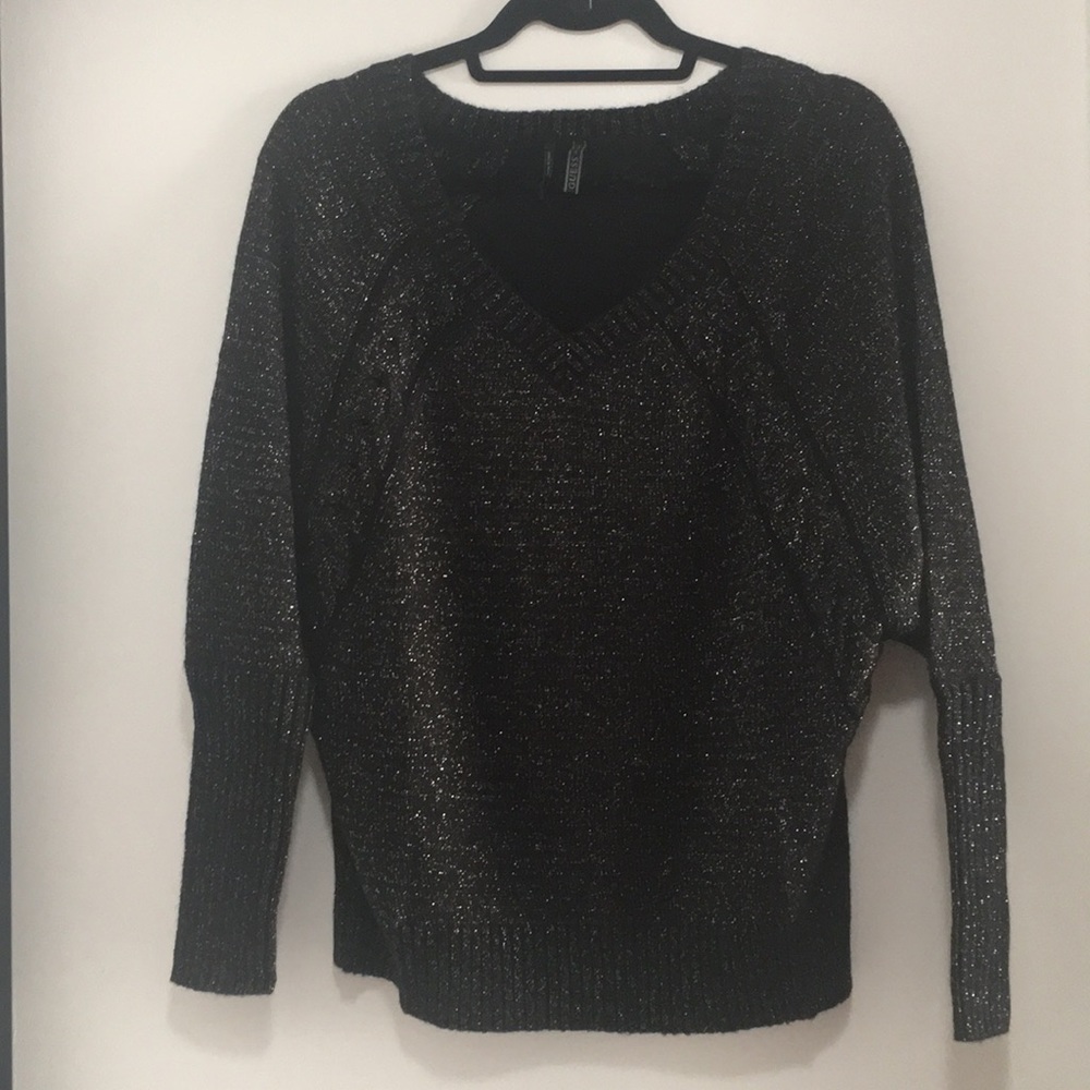 Guess sweater